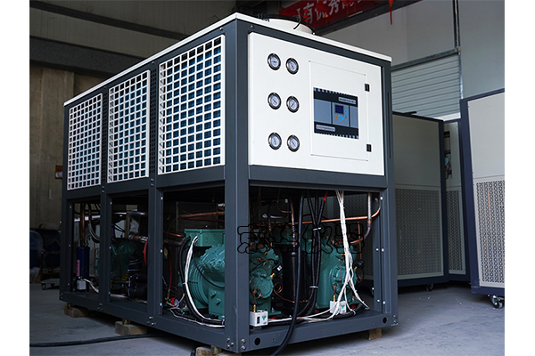 反應釜控溫加熱制冷循環(huán)機的清洗保養(yǎng)工作 反應釜控溫加熱制冷循環(huán)機的清洗保養(yǎng)工作